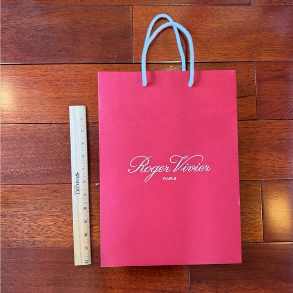 Roger Vivier Gift Bag - Picture 2 of 4